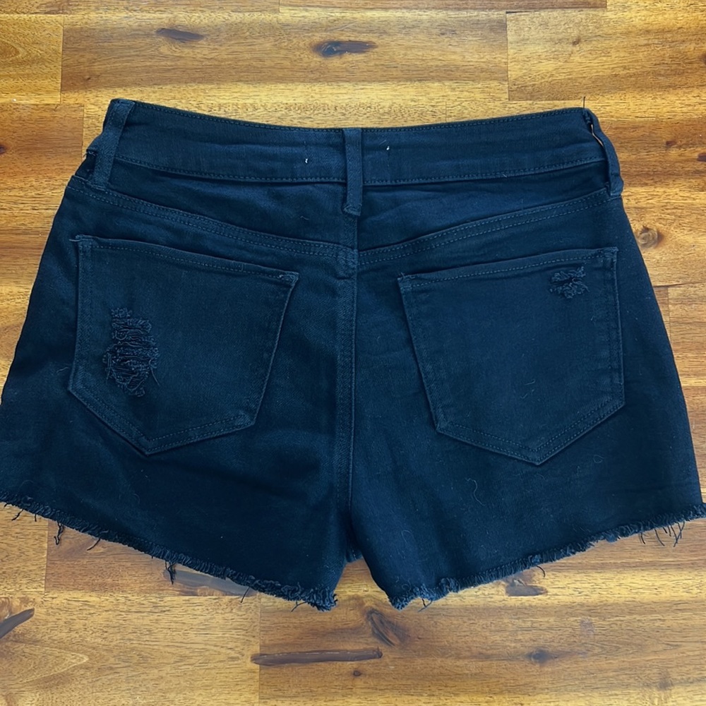 SO Black ripped Jean shorts - Picture 2 of 3